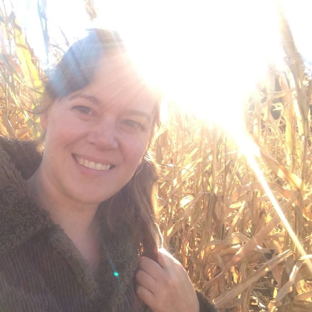 Meet your Posher, N. kyla